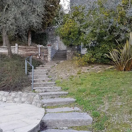 Antico Fienile Belvedere * Gardone Riviera